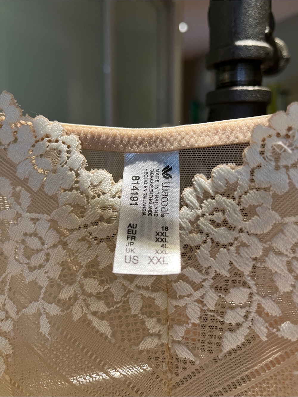 Wacoal Nude Chemise with White Lace Trim - Picture 5 of 5